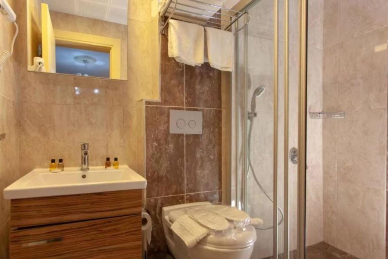 Ozmen Hotel Old Town Kaleici Adult Only Анталія Екстер'єр фото