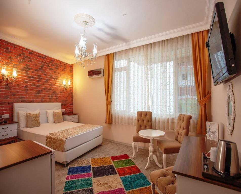 Ozmen Hotel Old Town Kaleici Adult Only Анталія Екстер'єр фото